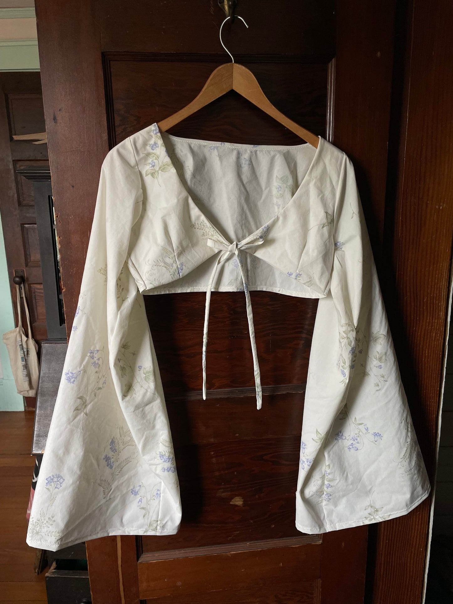 Bell top (Floral)